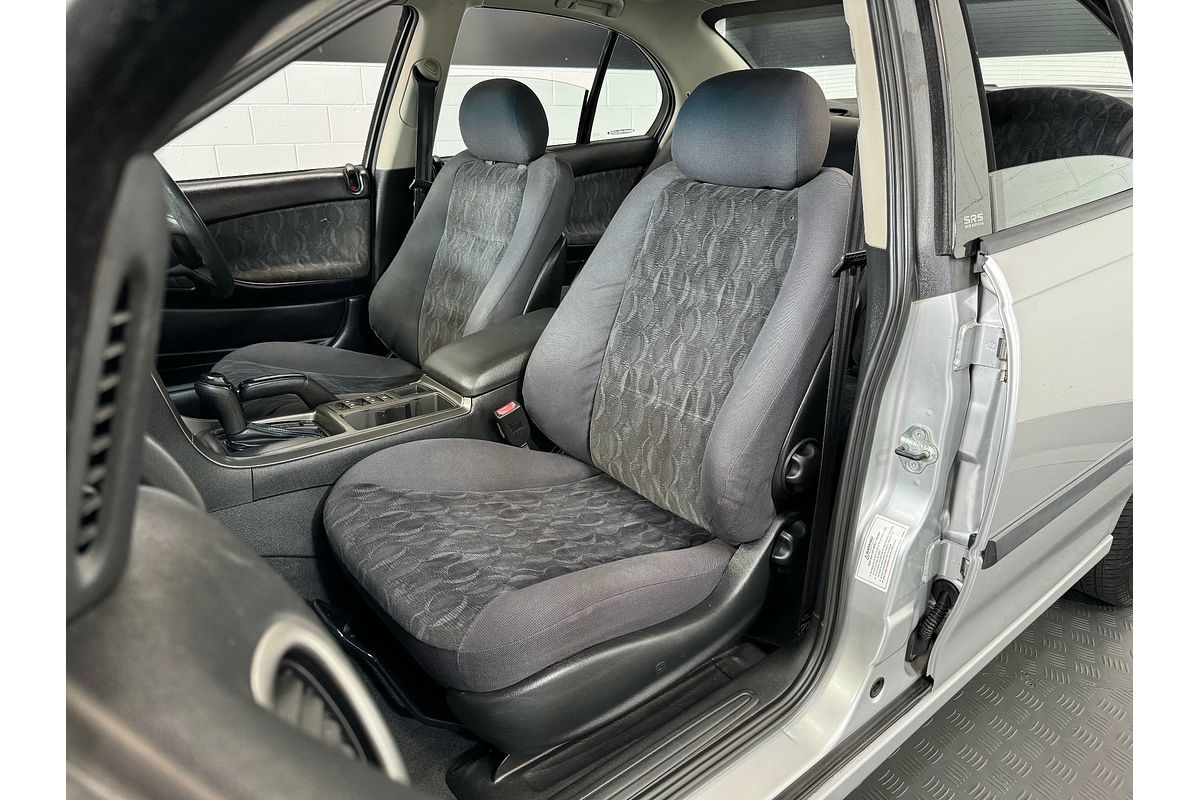 2003 Holden COMMODORE ACCLAIM SEDAN AUTO