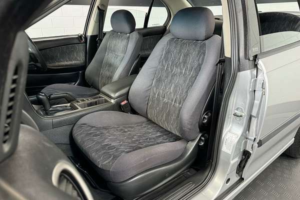 2003 Holden COMMODORE ACCLAIM SEDAN AUTO