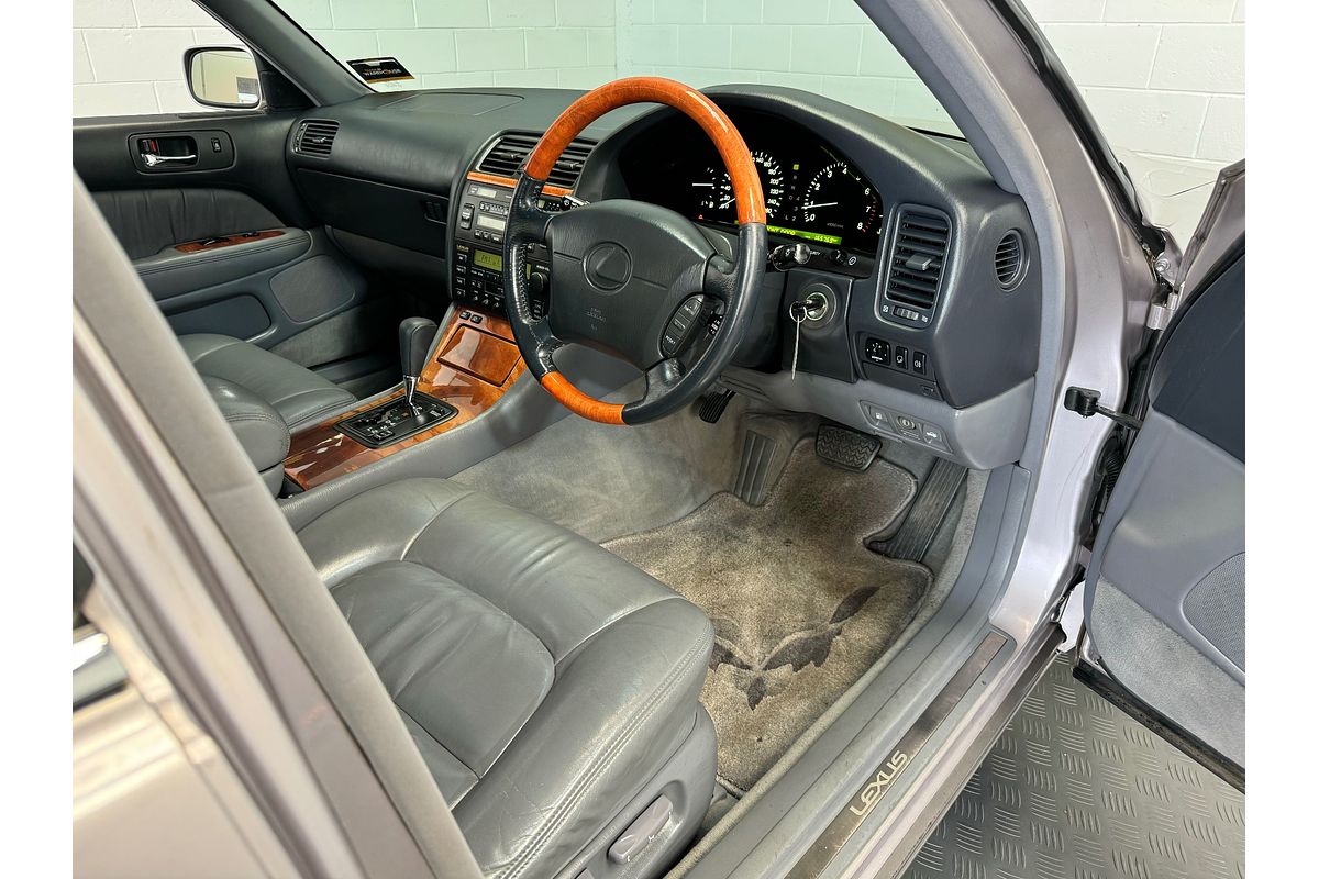 1999 Lexus LS 400 4.0L V8