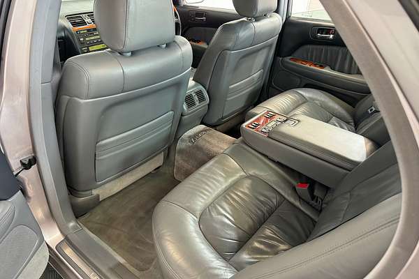 1999 Lexus LS 400 4.0L V8
