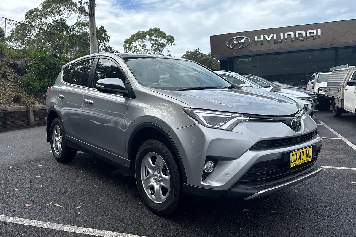2018 Toyota RAV4 GX ASA44R