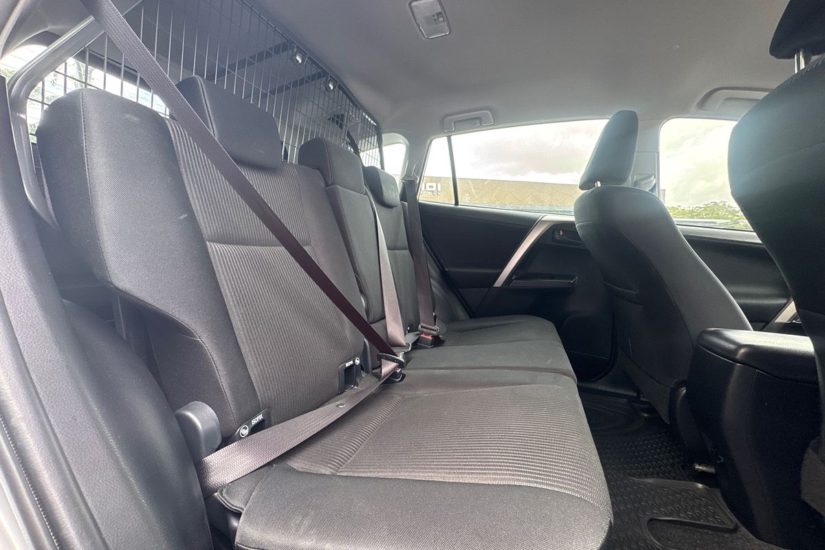 2018 Toyota RAV4 GX ASA44R