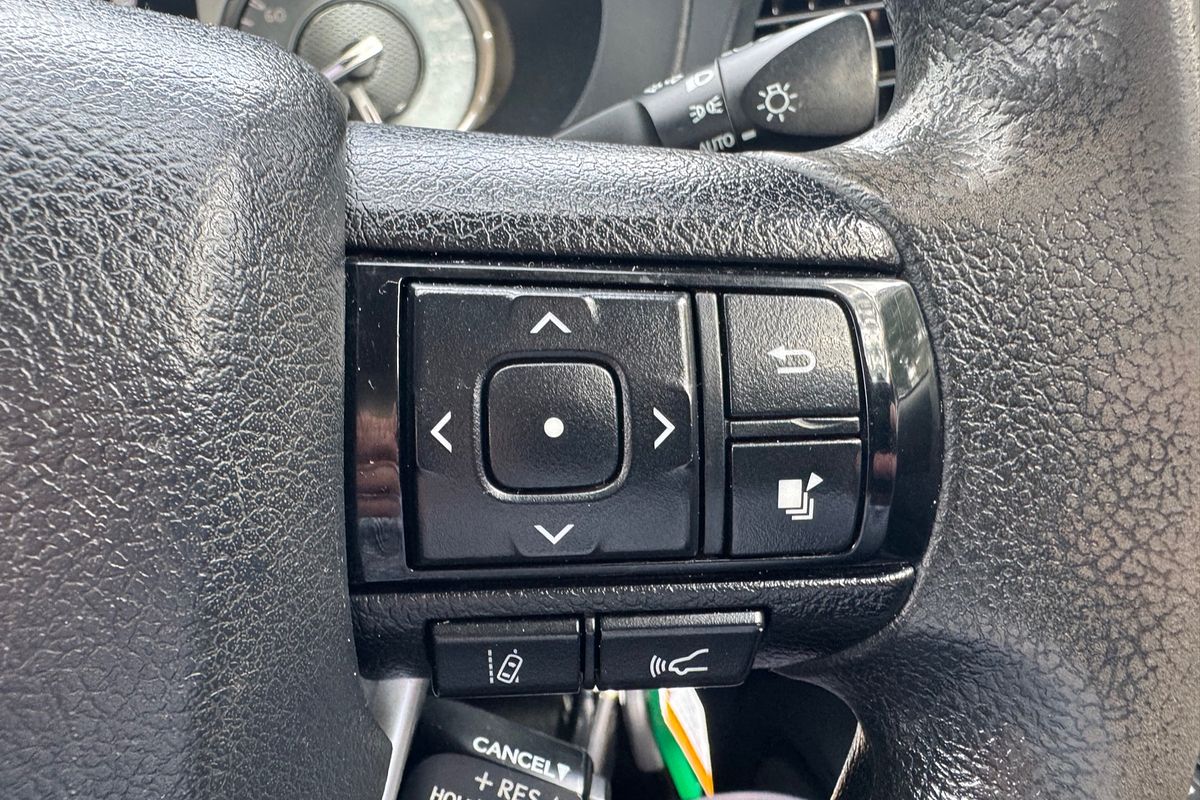2020 Toyota Hilux SR GUN126R 4X4