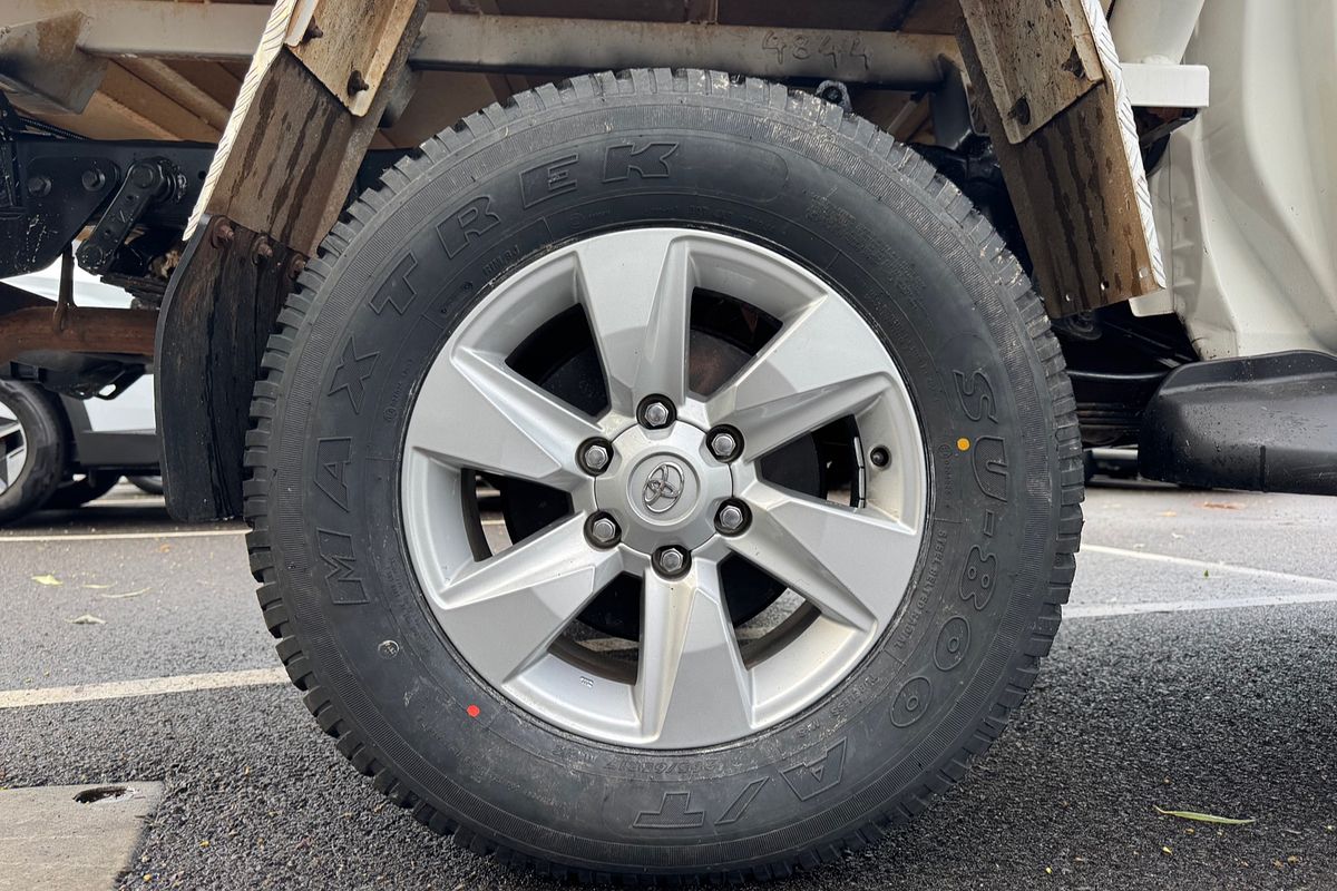 2020 Toyota Hilux SR GUN126R 4X4