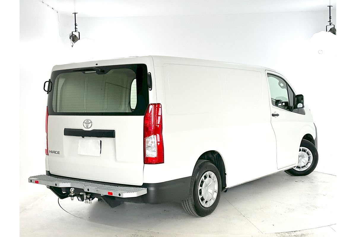 2022 Toyota Hiace GDH300R LWB