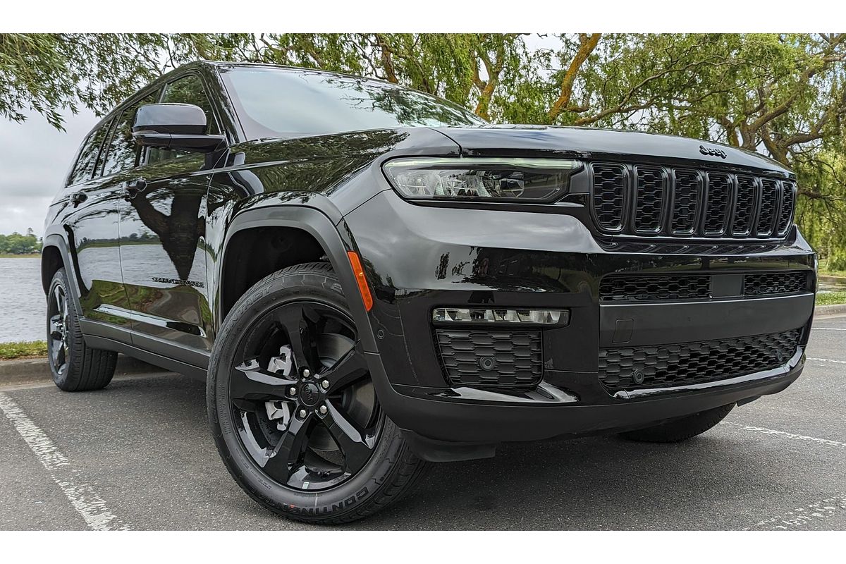 2023 Jeep Grand Cherokee Night Eagle WL