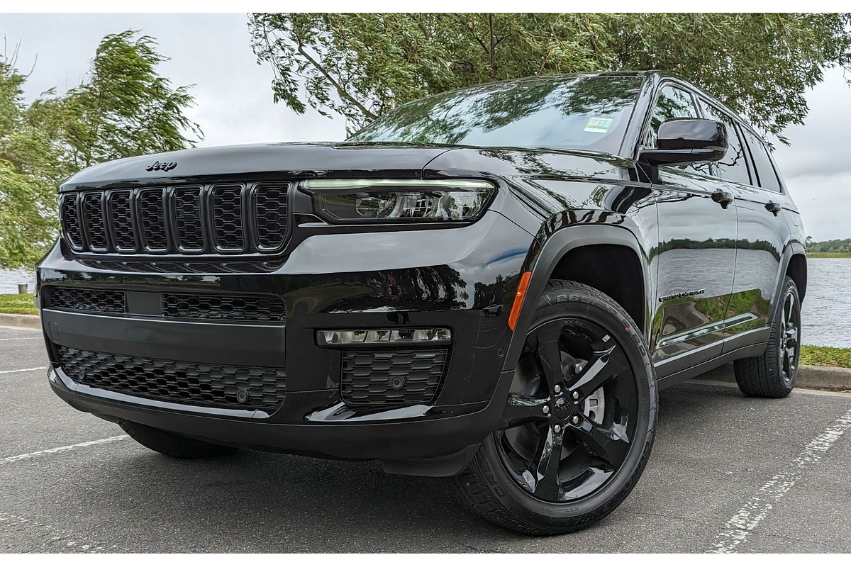 2023 Jeep Grand Cherokee Night Eagle WL
