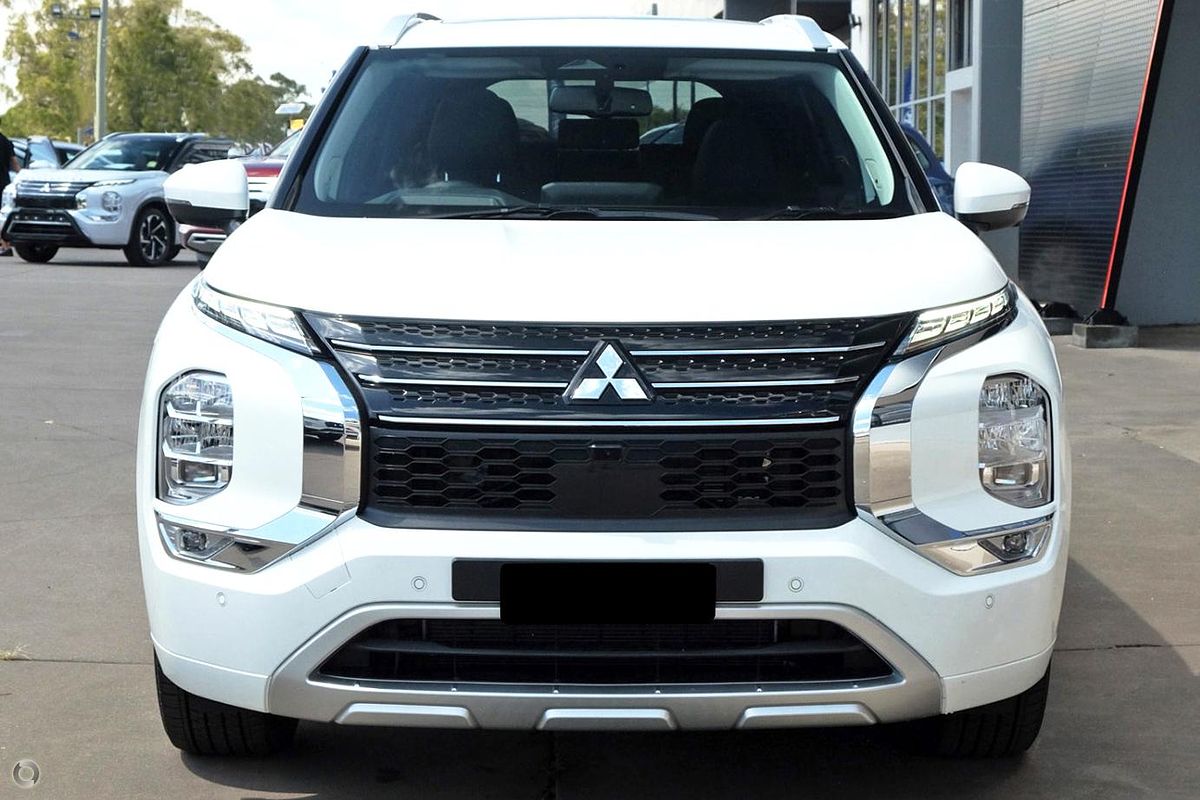 2024 Mitsubishi Outlander PHEV Exceed ZM