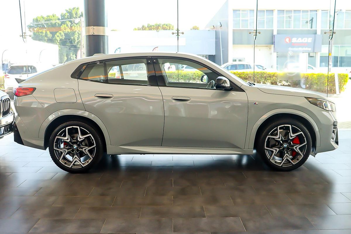 2024 BMW X2 xDrive20i M Sport U10