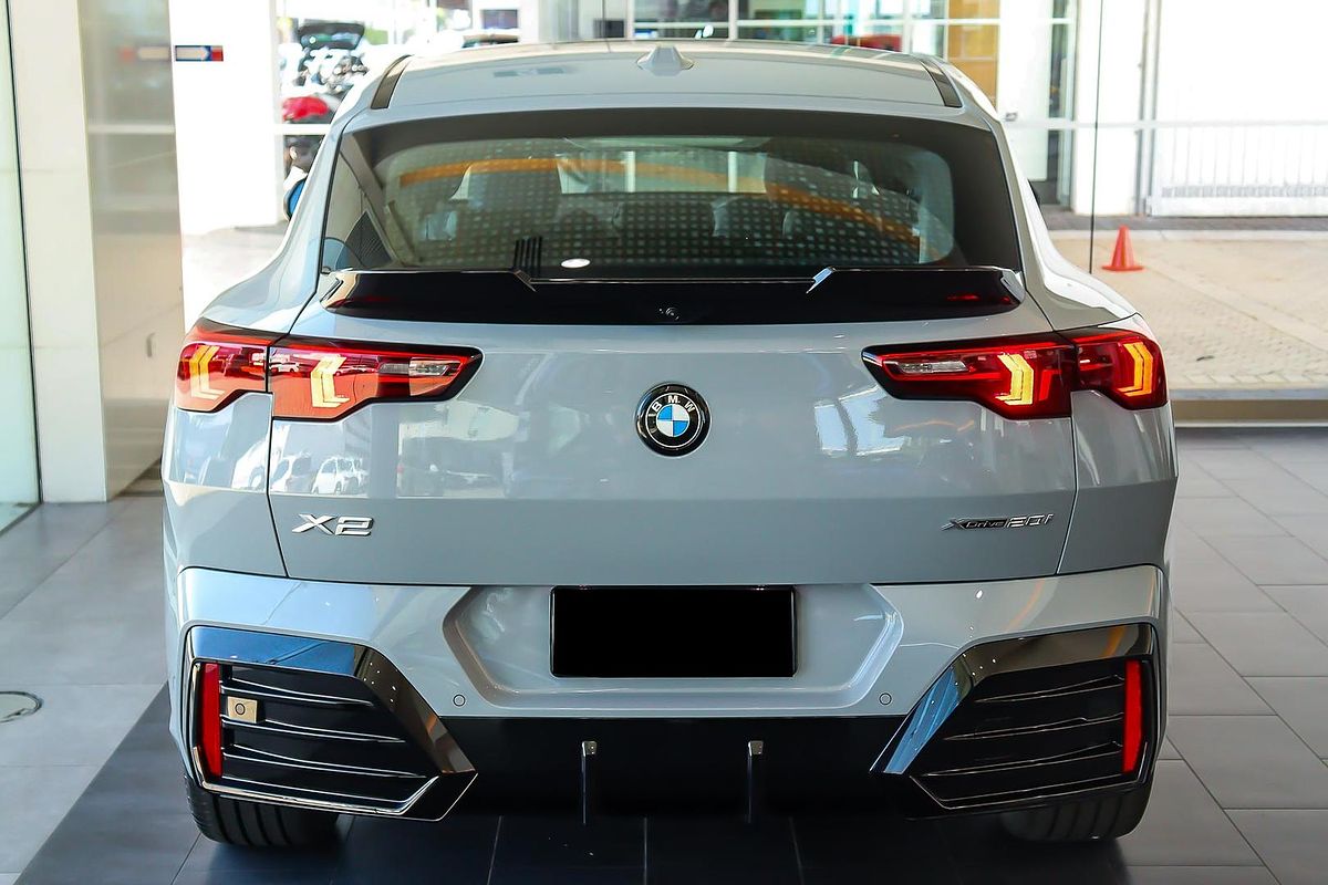 2024 BMW X2 xDrive20i M Sport U10