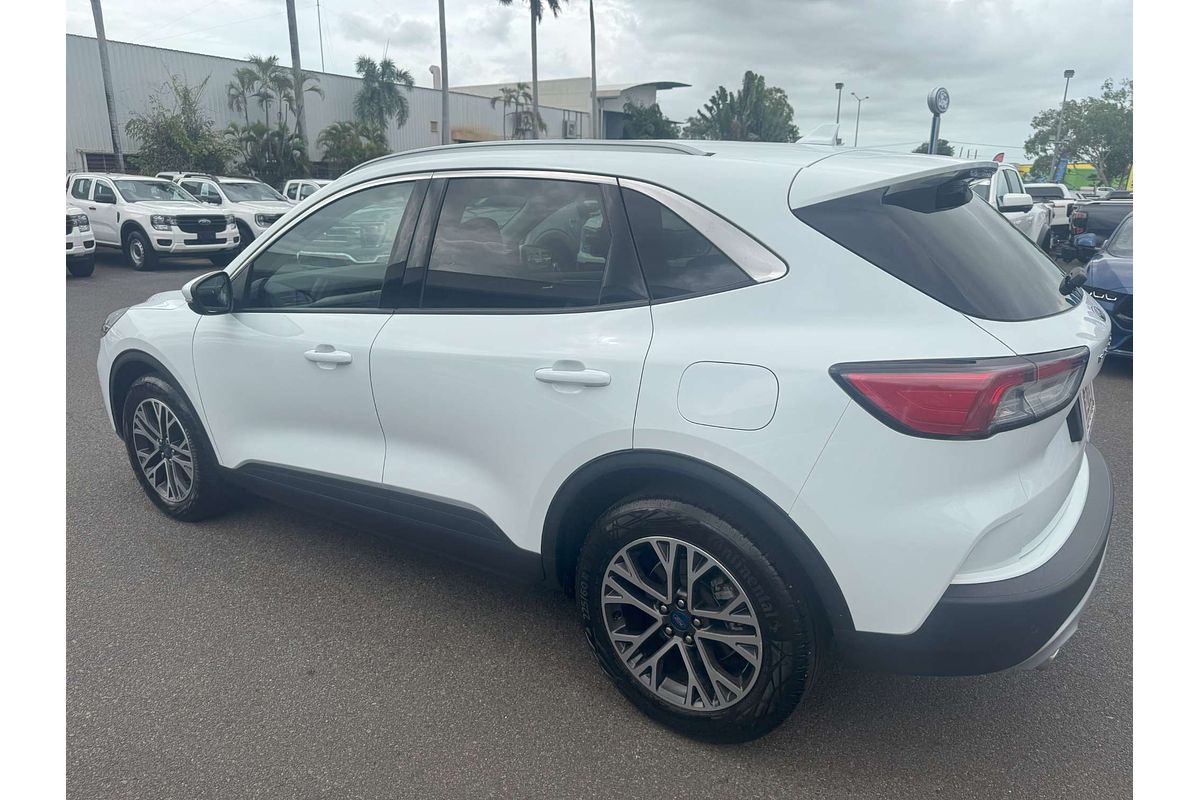 2023 Ford Escape ZH