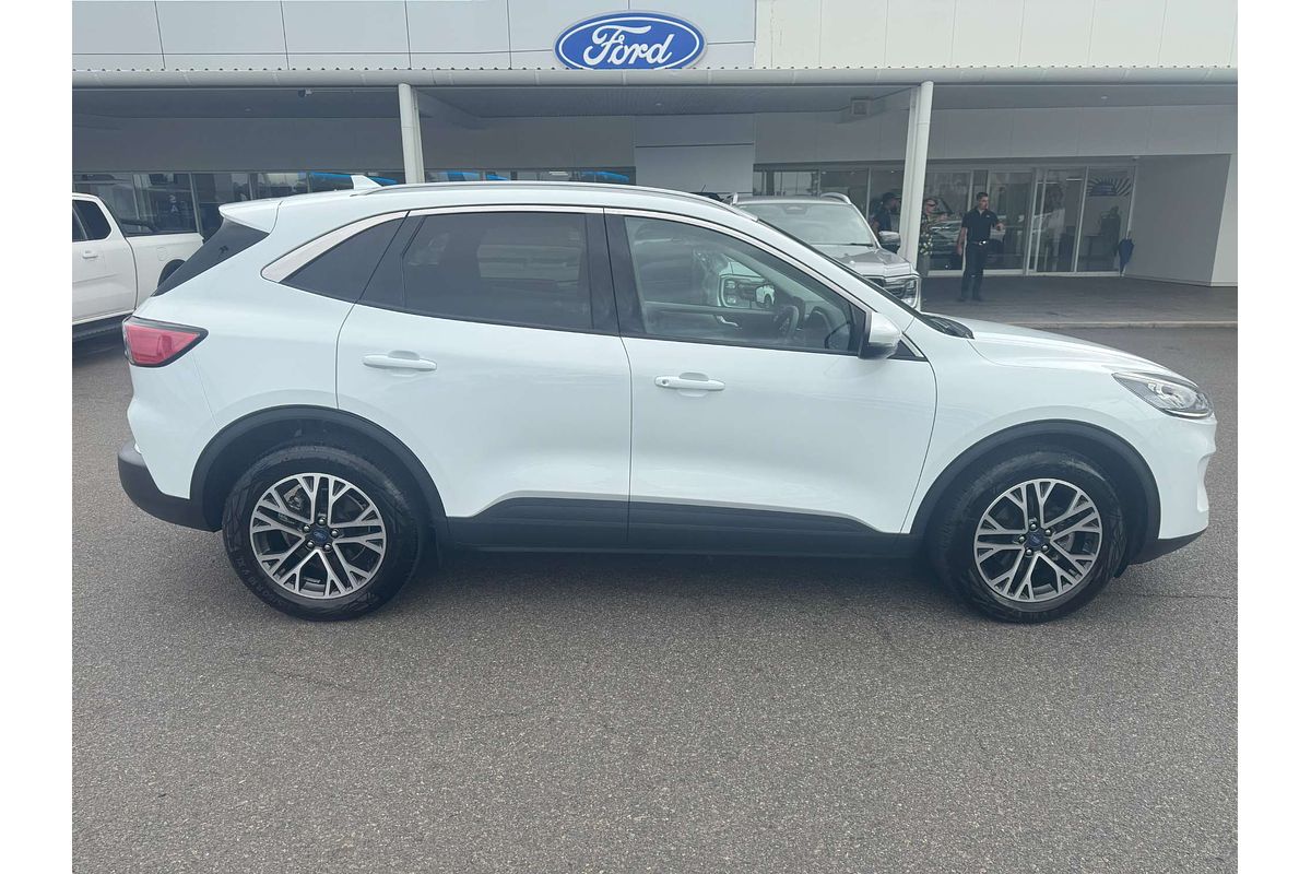 2023 Ford Escape ZH