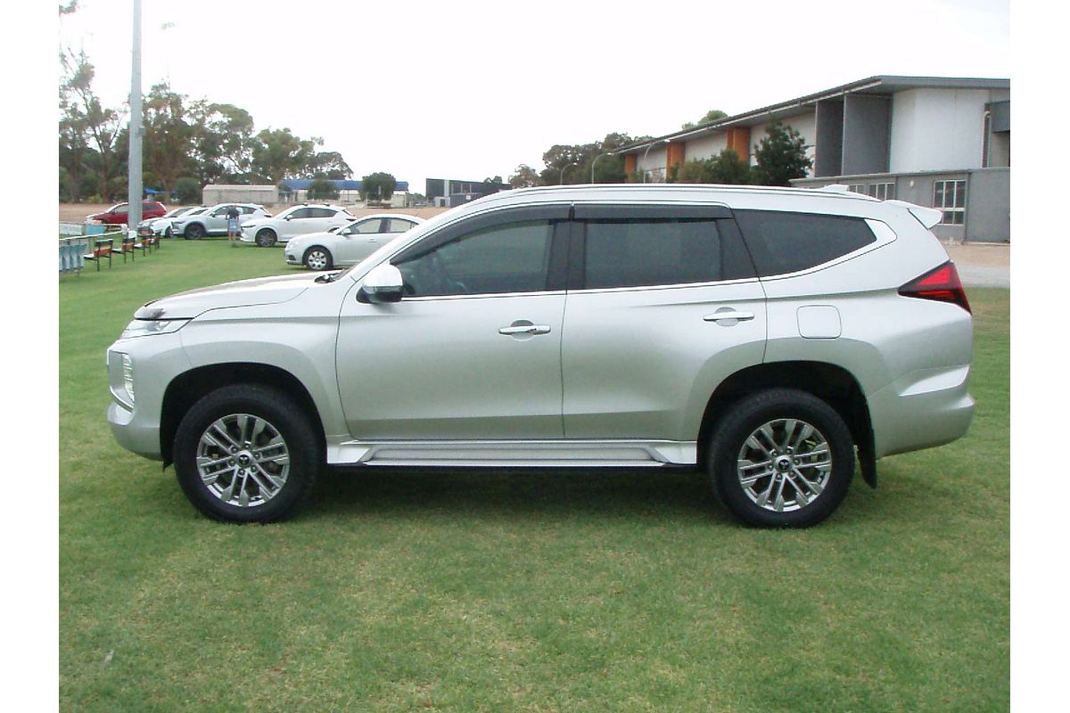 2021 Mitsubishi Pajero Sport GLX QF