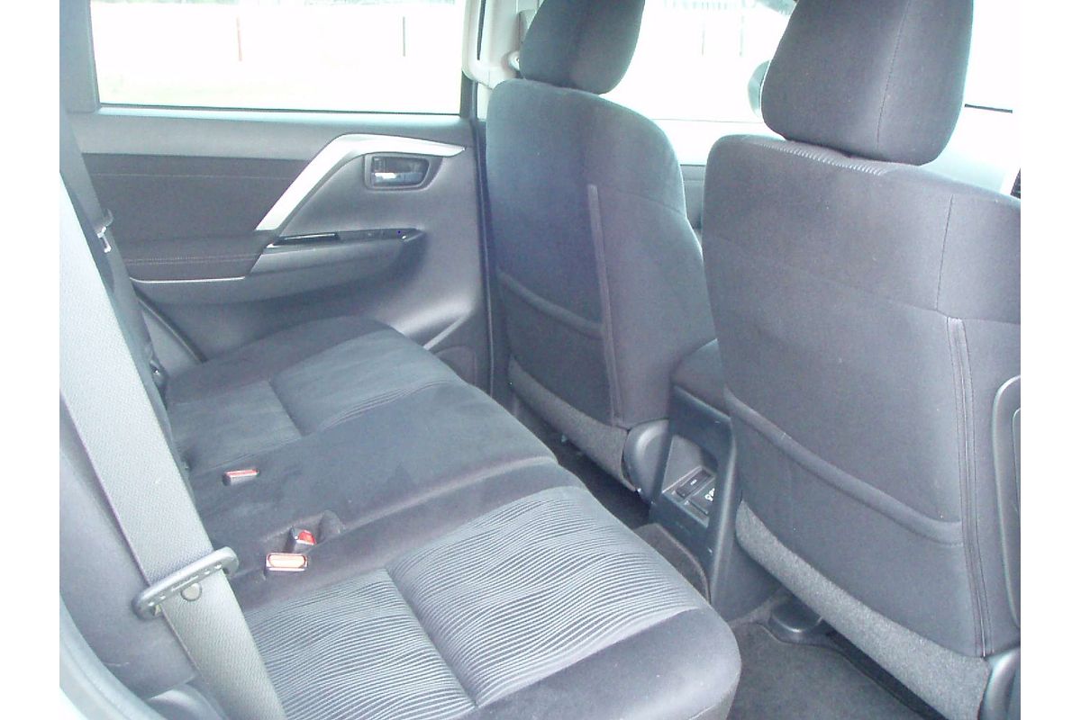 2021 Mitsubishi Pajero Sport GLX QF