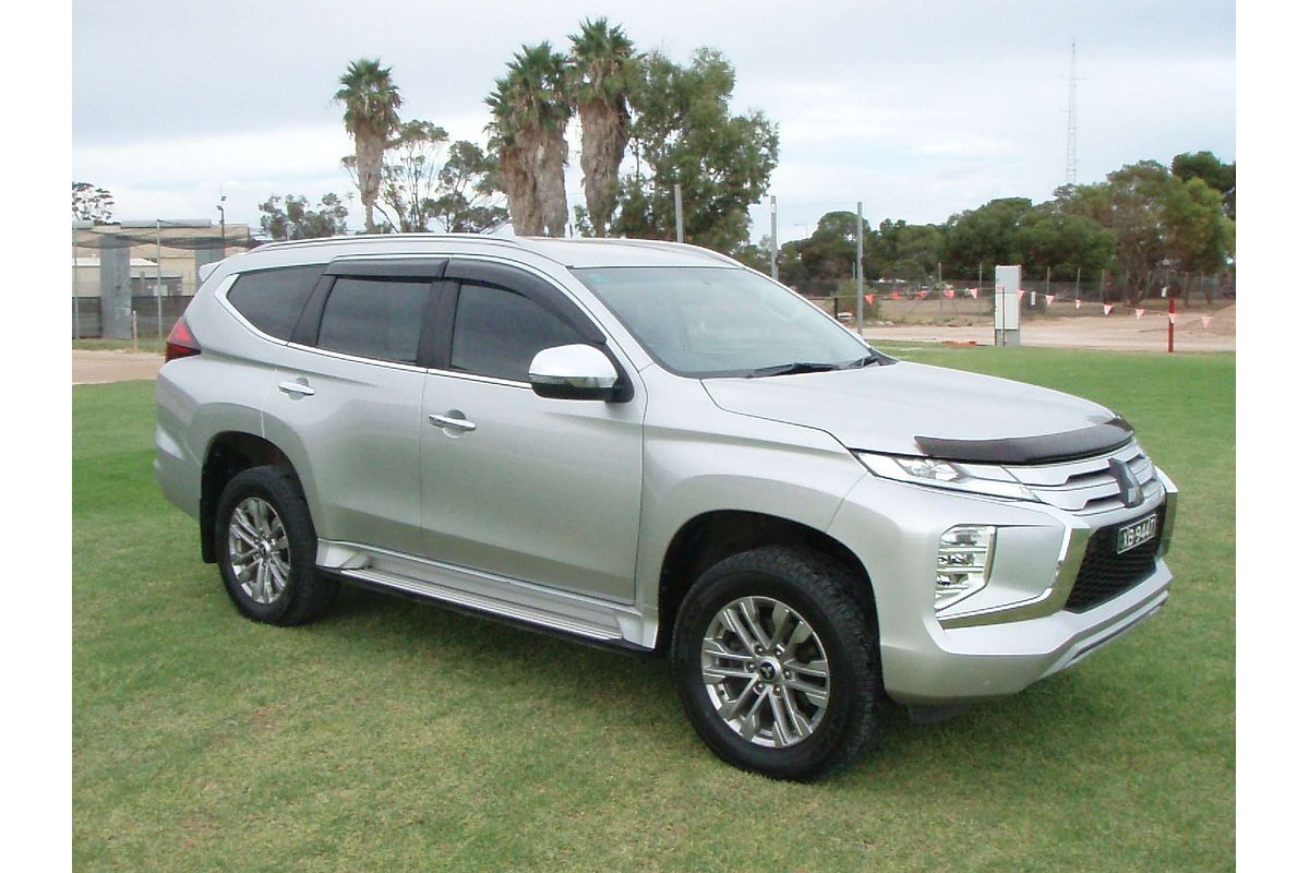 2021 Mitsubishi Pajero Sport GLX QF