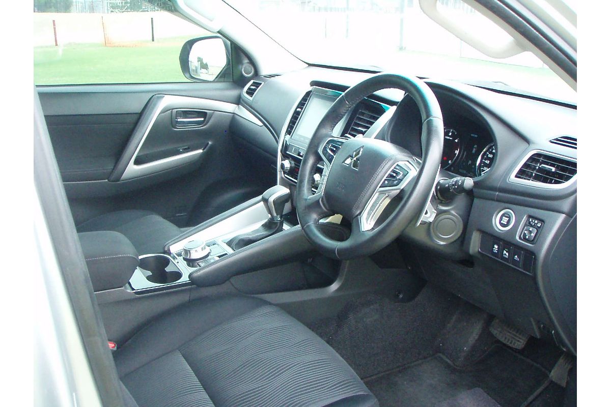 2021 Mitsubishi Pajero Sport GLX QF