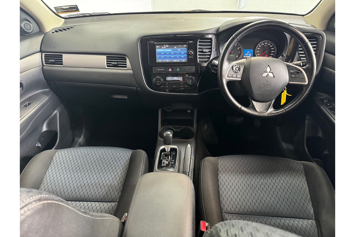 2014 Mitsubishi OUTLANDER LS 2.0L Auto