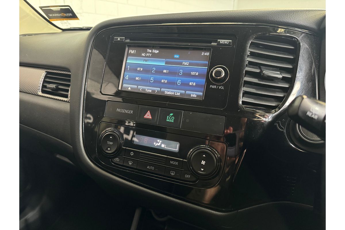 2014 Mitsubishi OUTLANDER LS 2.0L Auto