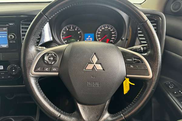 2014 Mitsubishi OUTLANDER LS 2.0L Auto