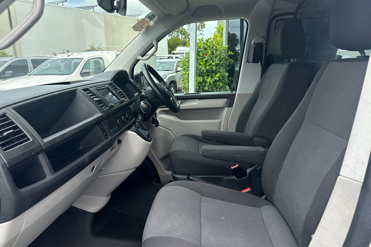 2019 Volkswagen Transporter TDI400 T6 SWB