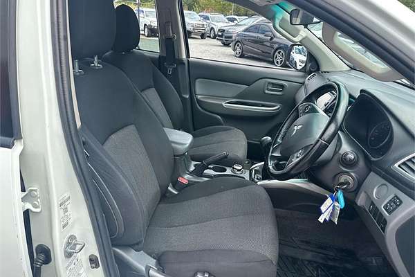 2016 Mitsubishi Triton GLS MQ 4X4
