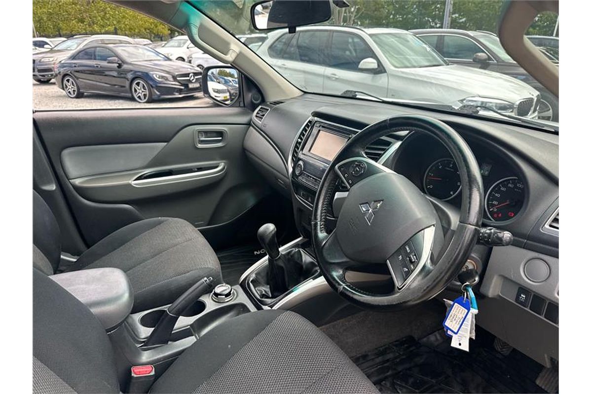 2016 Mitsubishi Triton GLS MQ 4X4