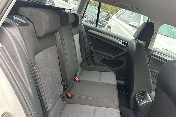 2016 Volkswagen Golf 92TSI Trendline 7