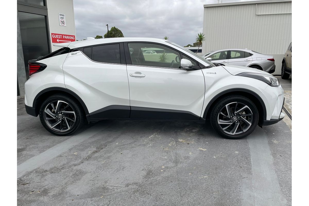 2022 Toyota CH-R Hybrid