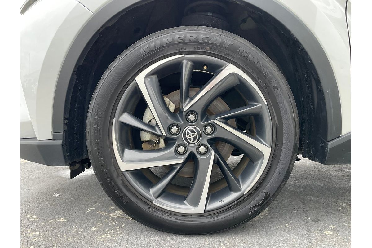 2022 Toyota CH-R Hybrid