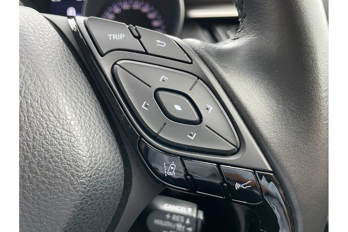 2022 Toyota CH-R Hybrid