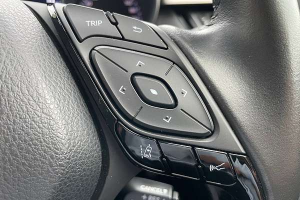 2022 Toyota CH-R Hybrid