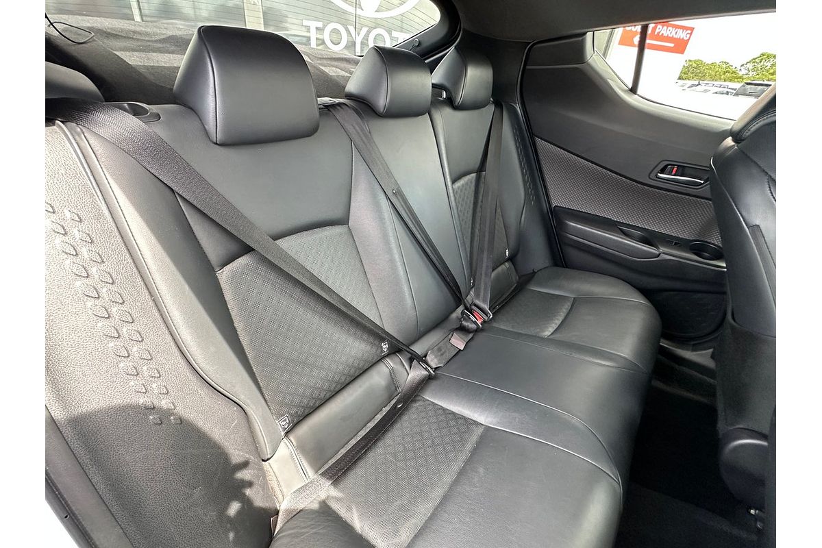 2022 Toyota CH-R Hybrid