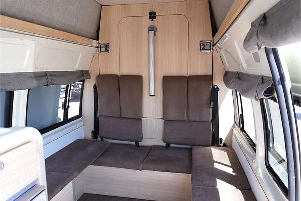 2018 Toyota Hiace TRH221R