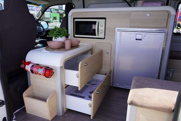 2018 Toyota Hiace TRH221R