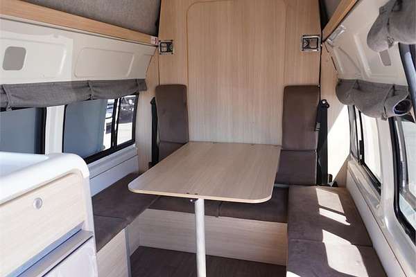 2018 Toyota Hiace TRH221R