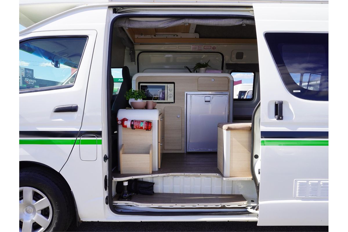 2018 Toyota Hiace TRH221R