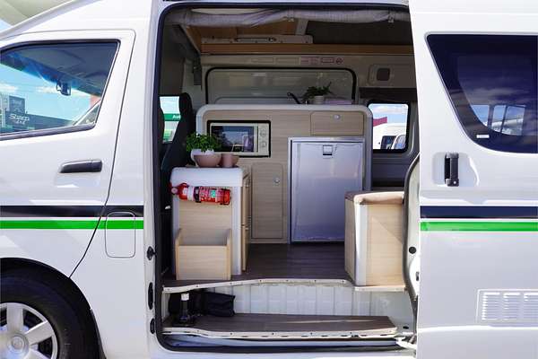 2018 Toyota Hiace TRH221R
