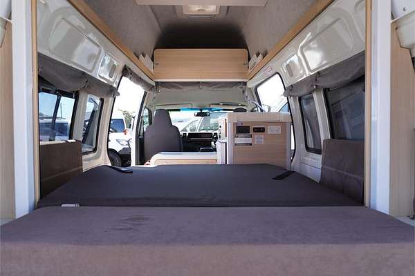 2018 Toyota Hiace TRH221R