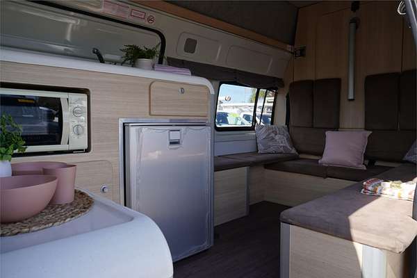 2018 Toyota Hiace TRH221R