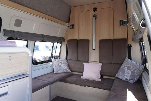 2018 Toyota Hiace TRH221R