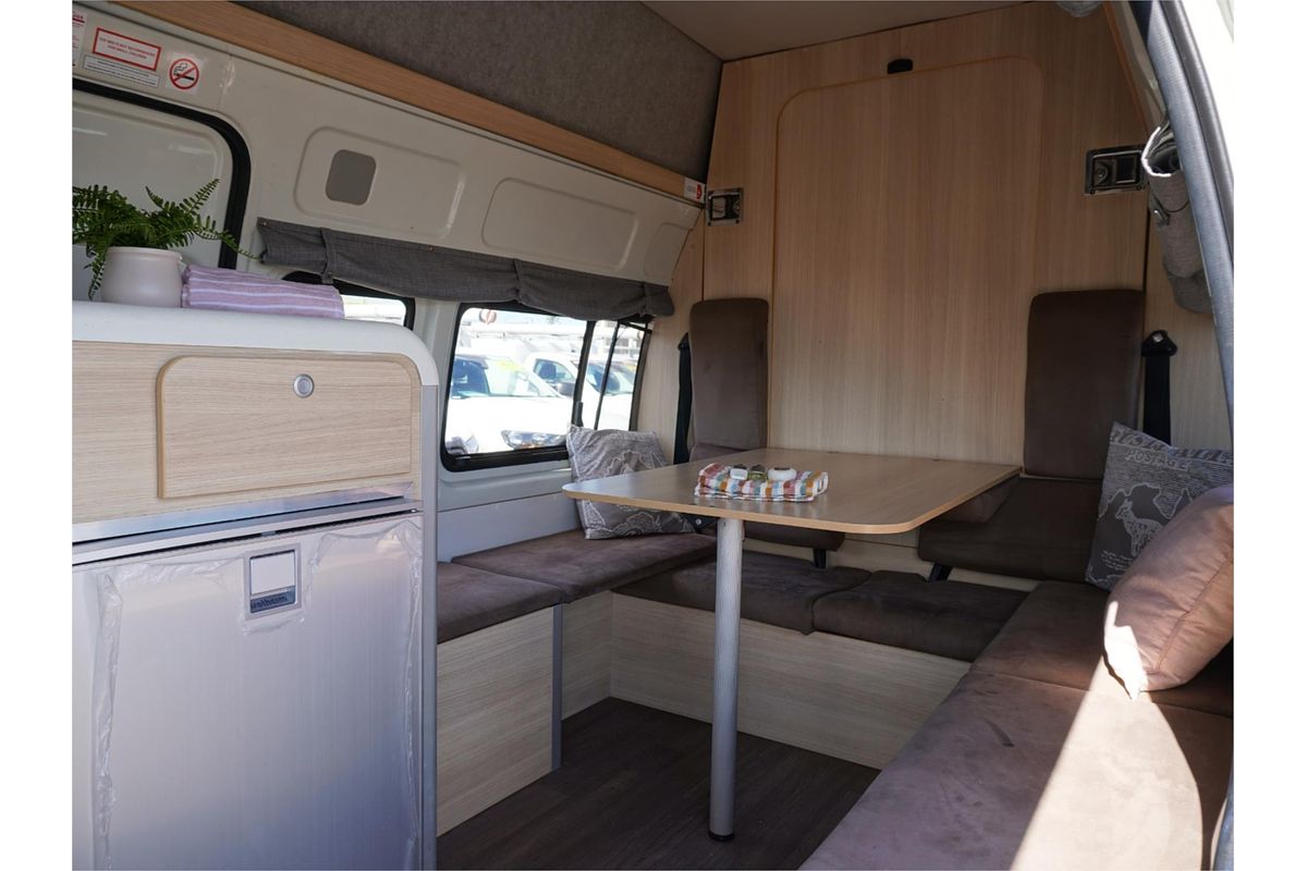 2018 Toyota Hiace TRH221R