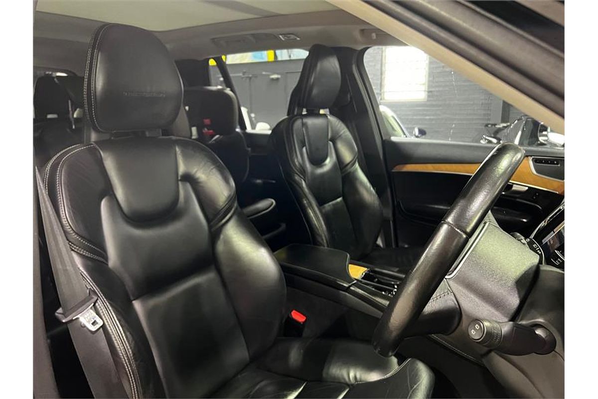 2018 Volvo XC90 T6 Inscription