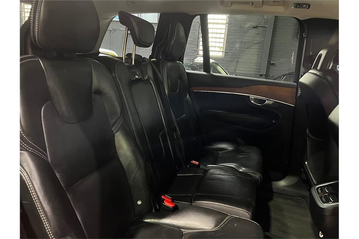 2018 Volvo XC90 T6 Inscription