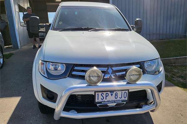 2014 Mitsubishi Triton GLX MN 4X4
