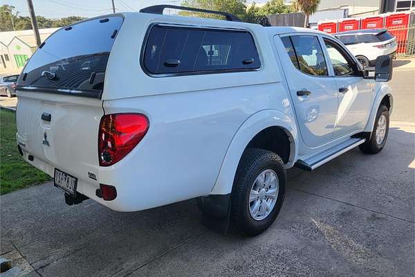 2014 Mitsubishi Triton GLX MN 4X4
