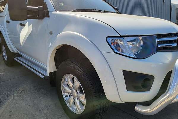 2014 Mitsubishi Triton GLX MN 4X4