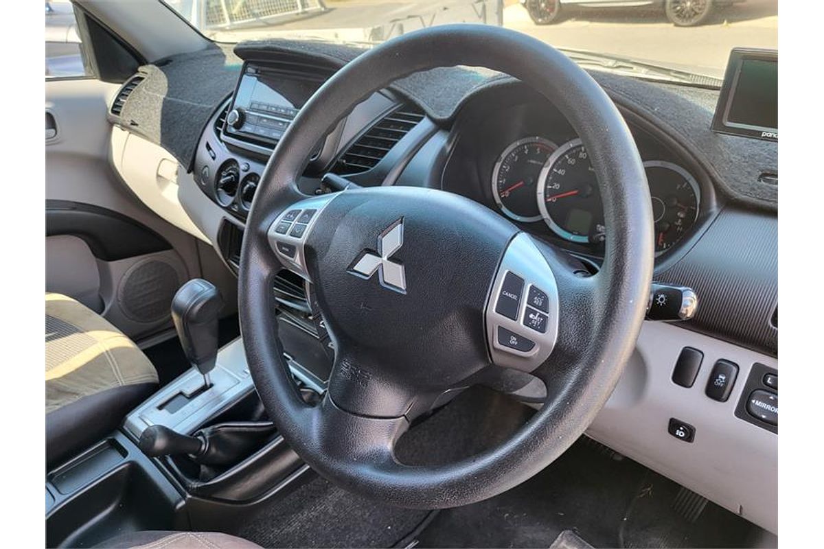 2014 Mitsubishi Triton GLX MN 4X4