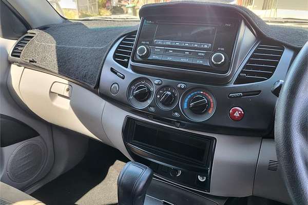 2014 Mitsubishi Triton GLX MN 4X4