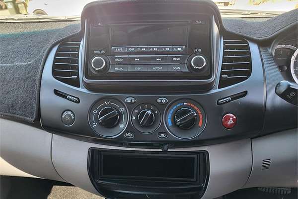 2014 Mitsubishi Triton GLX MN 4X4