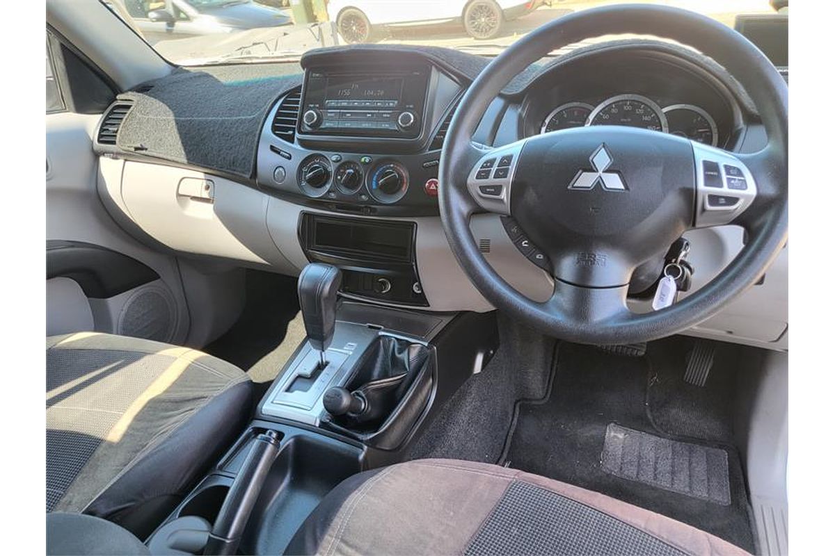 2014 Mitsubishi Triton GLX MN 4X4